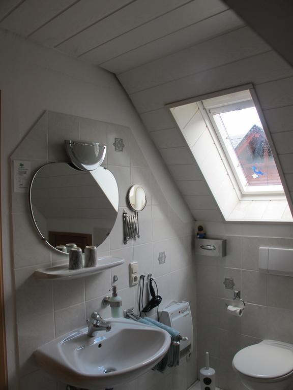 Weinhof Michael Morbach Hotel Zeltingen-Rachtig Room photo